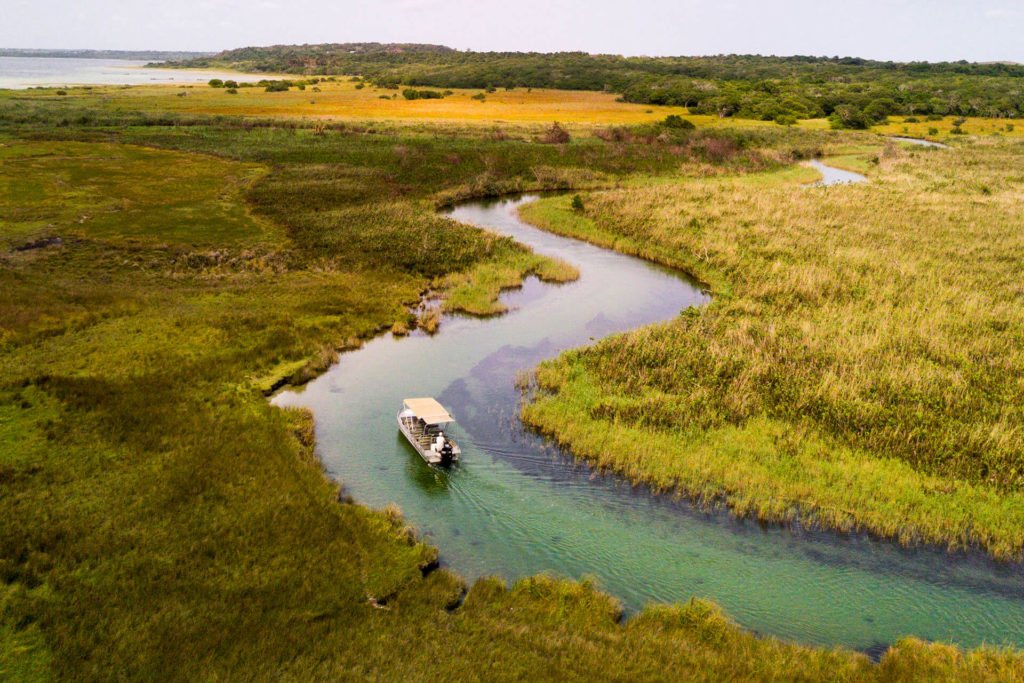 KosiForestLodge_Experiences_Lake-Boat-Trip_Banner KosiForestLodge_Experiences_Lake-Boat-Trip_Banner
