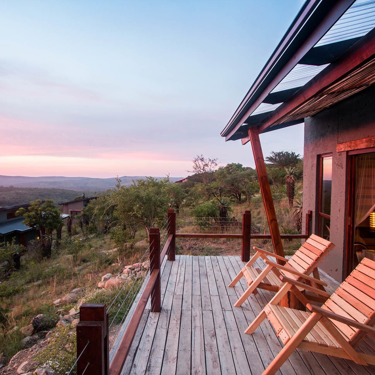 Rhino Ridge Safari Lodge (Umfolozi game Reserve)