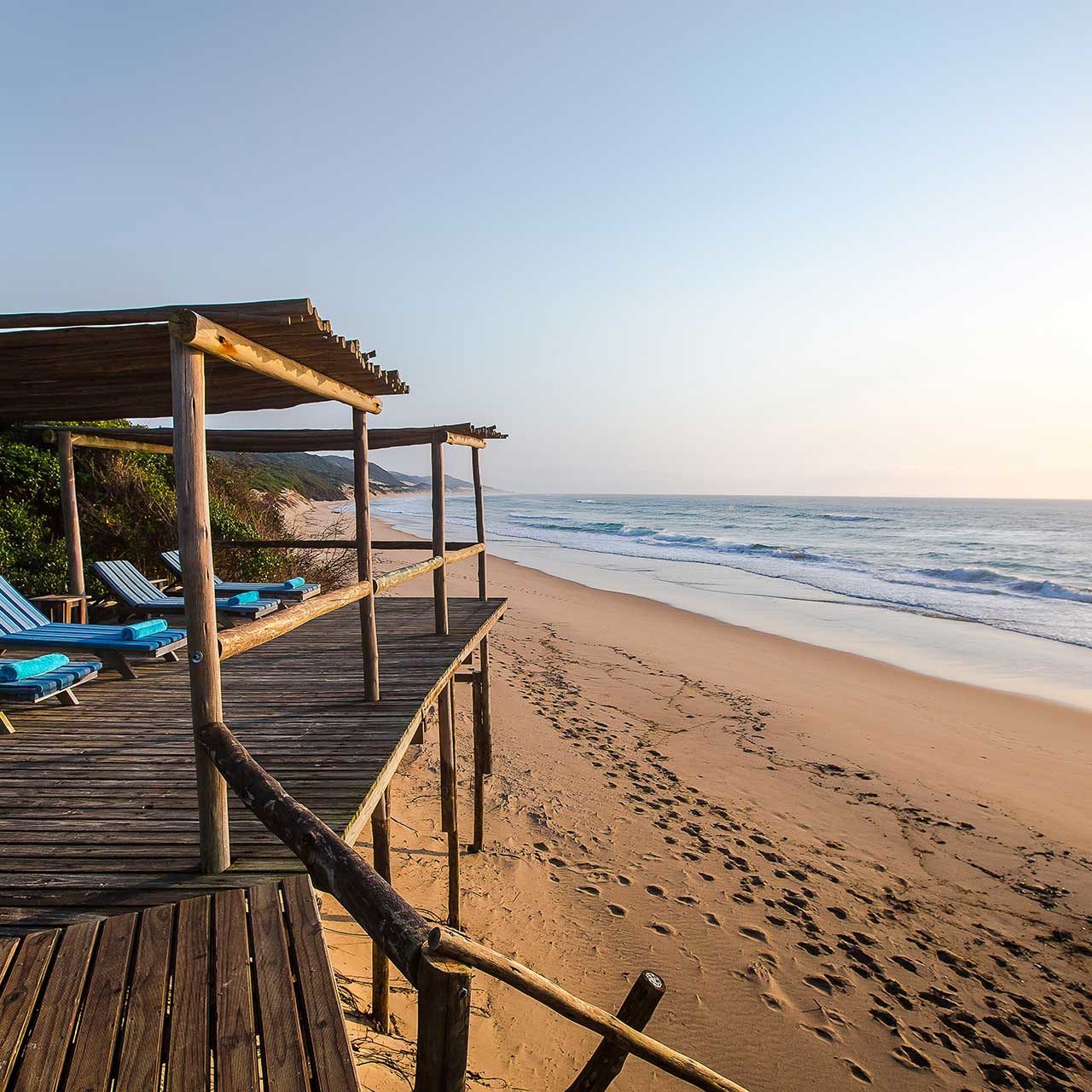 TBL-Beach-deck-loooking-north-circle TBL-Beach-deck-loooking-north-circle