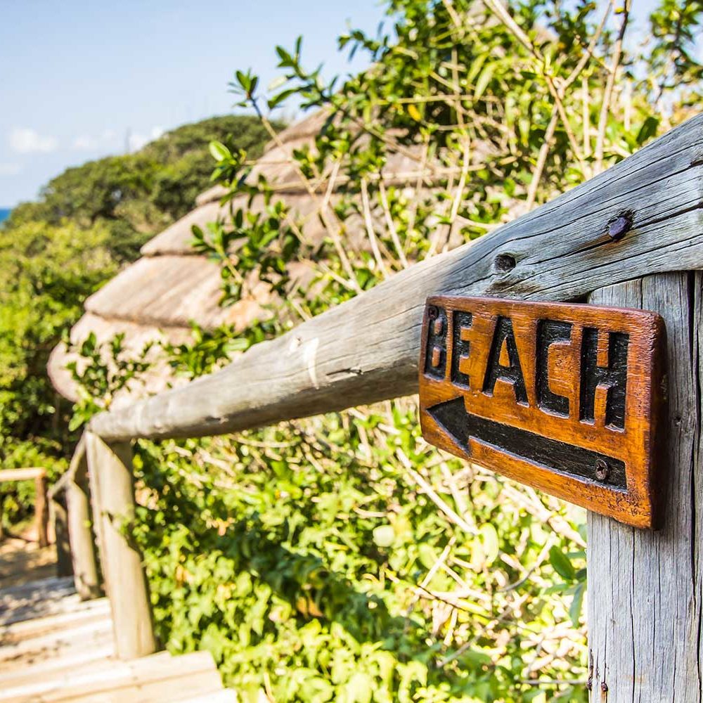 Thonga To The Beach Sign - photo by Kim Steinberg Beach lodge To The Beach Sign - photo by Kim Steinberg